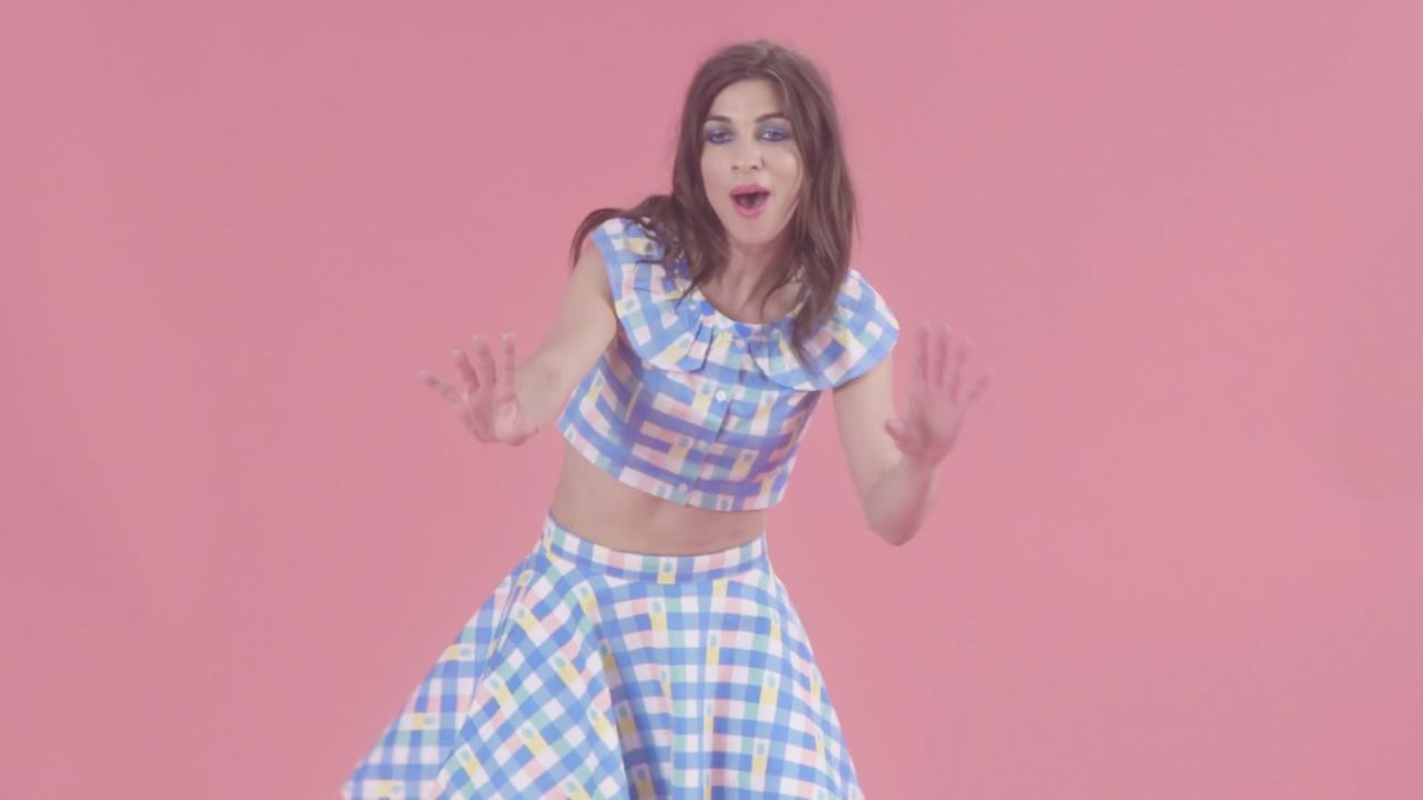 thumb-molotov_jukebox_-_pineapple_girl
